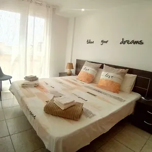 https://mimmomax.tenerifehoteles.net
